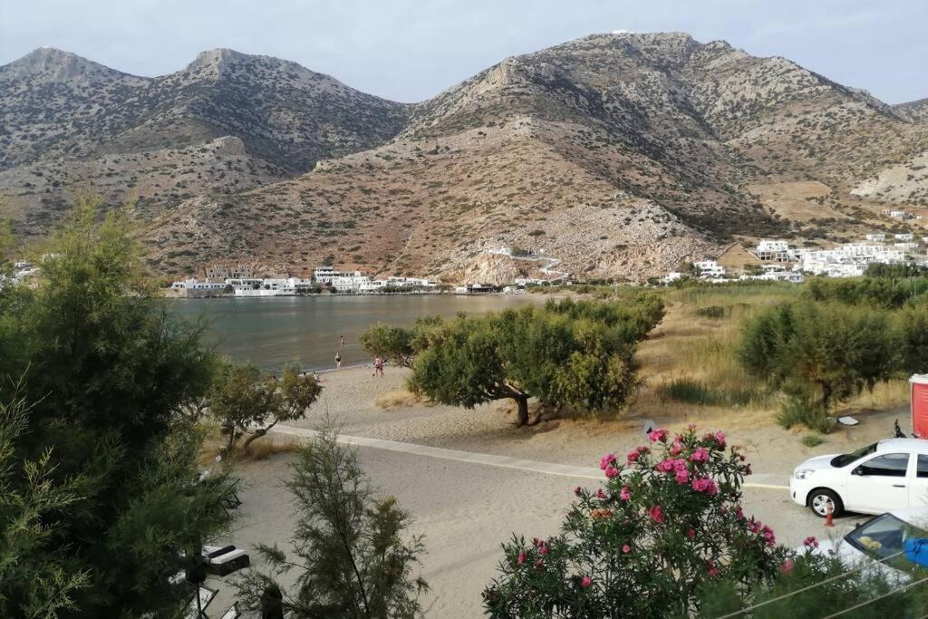 Μοναδική εξοχική κατοικία στην παραλία των Καμαρών Καμάρες Εξωτερικό φωτογραφία