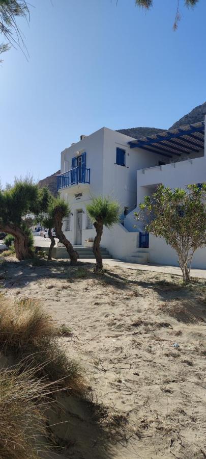 Μοναδική εξοχική κατοικία στην παραλία των Καμαρών Καμάρες Εξωτερικό φωτογραφία